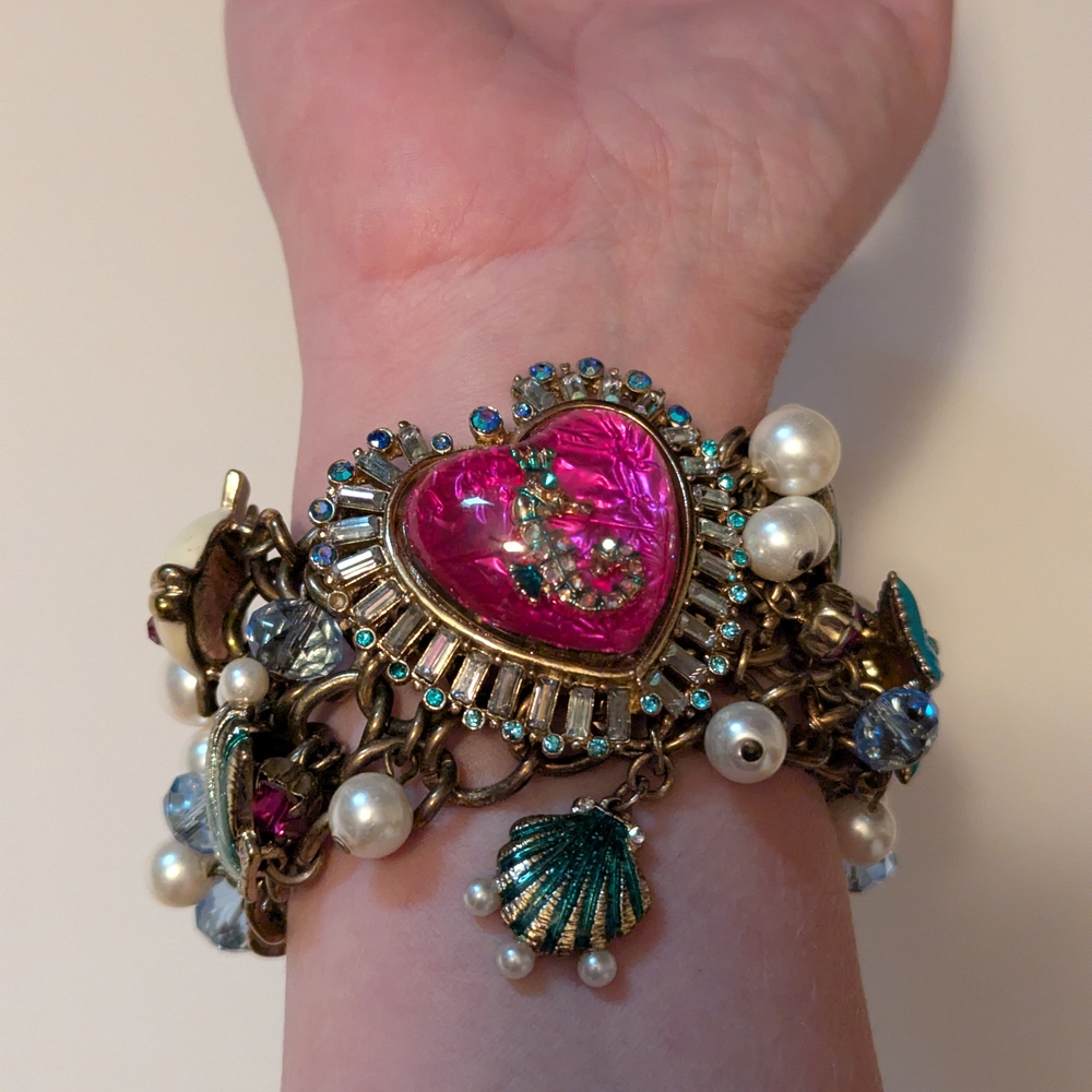 VINTAGE Betsey Johnson "Jewels Of The Sea" Stretchy Bracelet - Picture 4 of 4